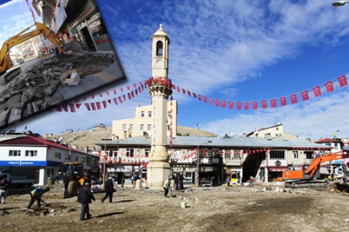 Cumhuriyet Caddesi’nde İlk Kazma Vuruldu