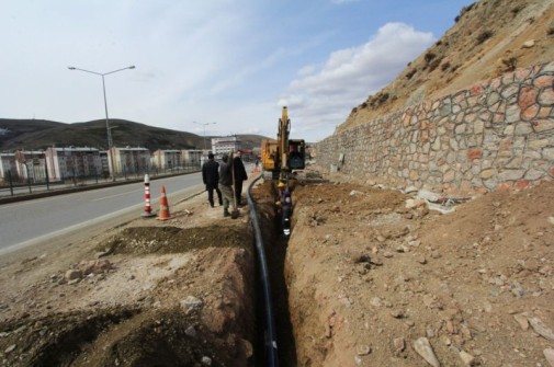Altyapı Çalışmalarına Kaldığı Yerde Devam..