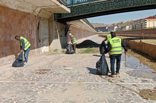 BELEDİYEMİZDEN YOĞUN BAHAR MESAİSİ
