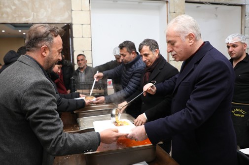 BAYBURT'TA İLK İFTAR HEYECANI