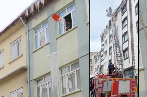 EKİPLERİMİZ BUZ SARKITLARINI BİR BİR DÜŞÜRÜYOR
