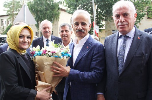 ULAŞTIRMA VE ALTYAPI BAKANI URALOĞLU BAYBURT’TA