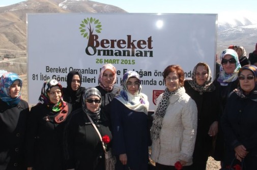 10 Bin Fidan Toprakla Buluştu