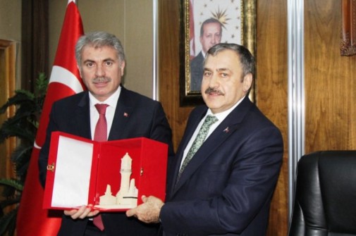 Bakan Eroğlu Belediyemizi Ziyaret Etti