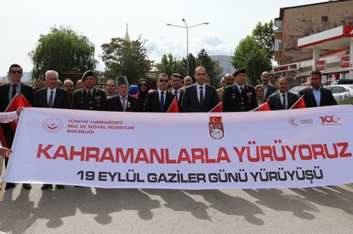 BAYBURT'TA GAZİLER GÜNÜ TÖRENLERLE KUTLANDI