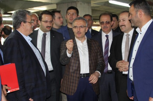 Maliye Bakanı Ağbal Kent Meydanı ve Kapalı Otopark Projesini İnceledi